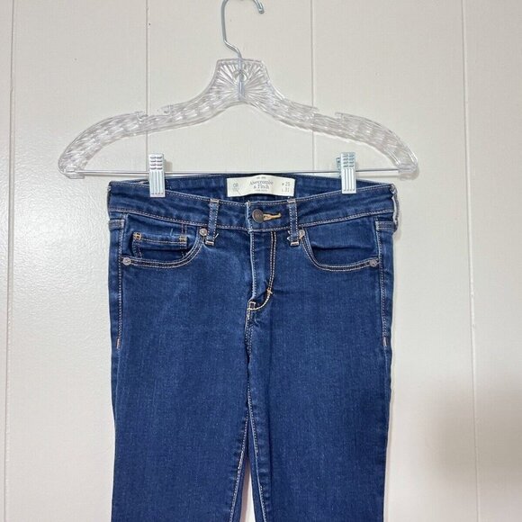 Abercrombie & Fitch Womens The A&F Super Skinny Jeans Dark Wash Size 2R - Picture 4 of 8